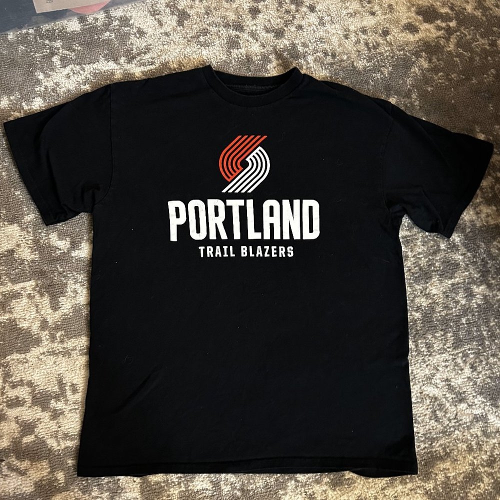 NBA Men's Black Short Sleeve Portland Trailblazers T-Shirt Large